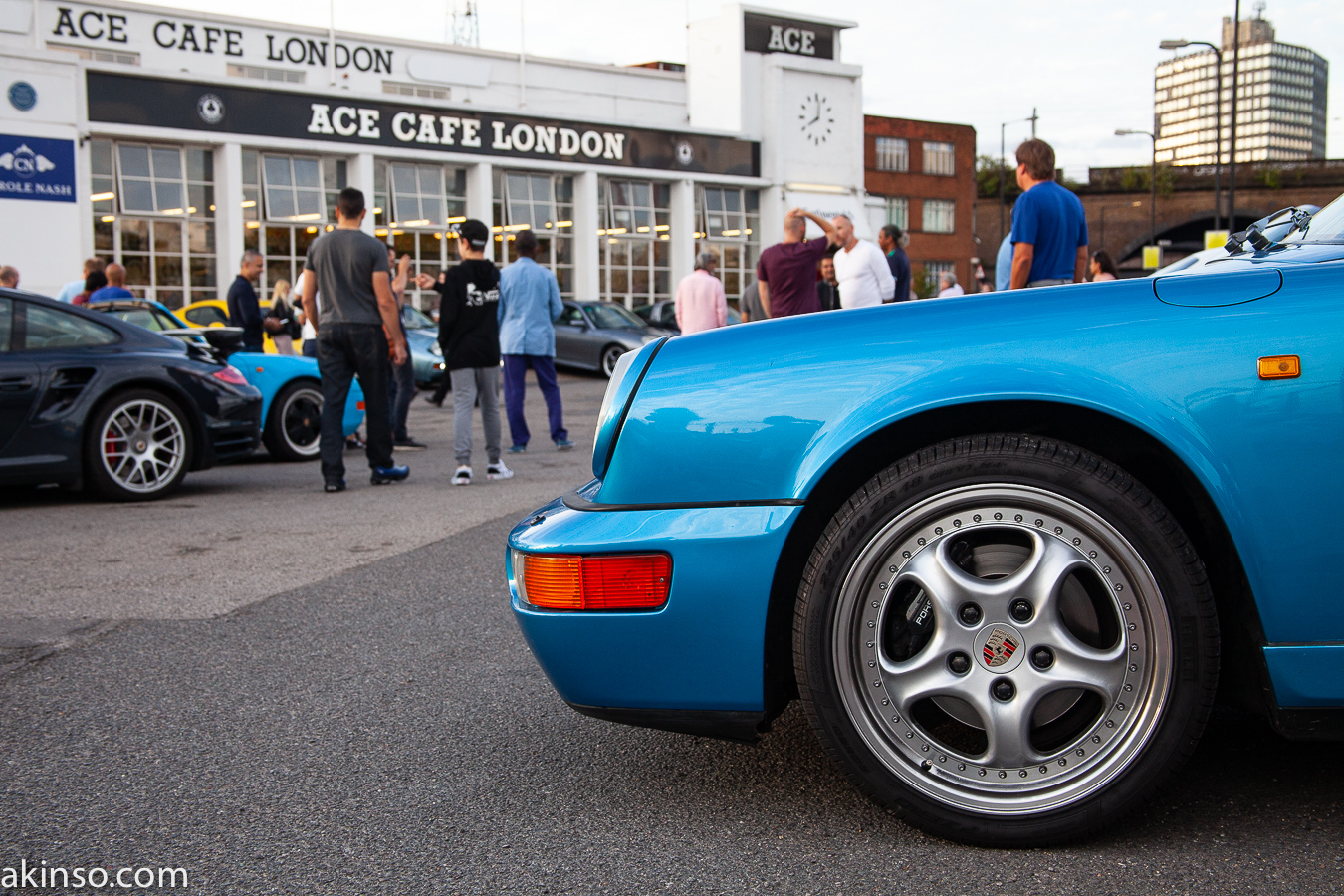Porsche Night at The Ace Cafe – A Pictorial